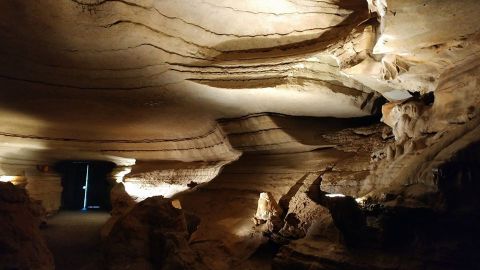 The Missouri Cave Tour In Noel That Belongs On Your Bucket List