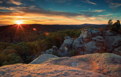 The Almost Perfect Sights And Sounds Of The Indian Point Trail In Illinois Will Be A Memory You Won't Forget