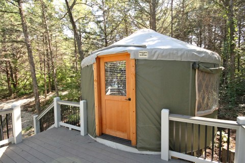 7 Log Cabins And Yurts That Are Perfect For A Summer Overnight Stay On A Kansas Lake