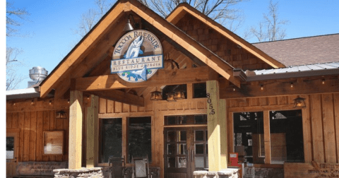 A Gorgeous Eatery In Georgia, Toccoa Riverside Restaurant Is Located In The Most Unforgettable Setting