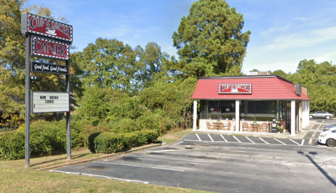 Cup & Saucer Diner In Georgia Features An All-Day Breakfast Fit For Royalty