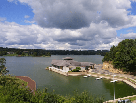 The Lake Views From The Cove At Apple Canyon Lake In Illinois Are As Praiseworthy As The Food