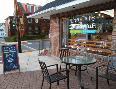 Get Your Laundry Done While Enjoying An Italian Meal At This Unique Cafe In Maine