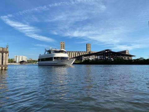 The Bubbly Brunch Cruise Through Buffalo That You Won't Want To Miss