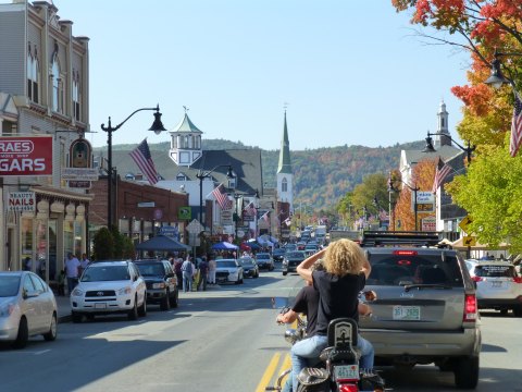 8 Inexpensive Road Trip Destinations In New Hampshire That Won’t Break The Bank