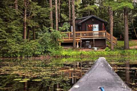 Forget The Resorts, Rent This Charming Waterfront Cottage In Massachusetts Instead