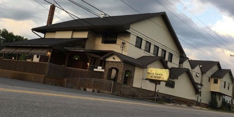 Morris’ Tavern & Restaurant Is One Of The Most Unique Spots To Dine In The Keystone State