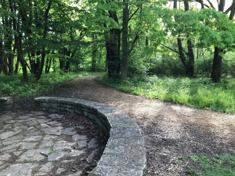 Experience The Preserved Landscape Of 1850 Illinois At The Lincoln Memorial Garden