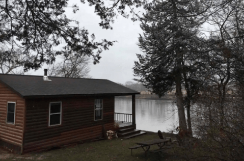 Stay In This Cozy Little Creekside Cabin In Iowa For Less Than $90 Per Night