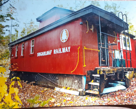 You'll Want To Choo Choo Choose An Overnight Retreat At This Restored Caboose In Maine