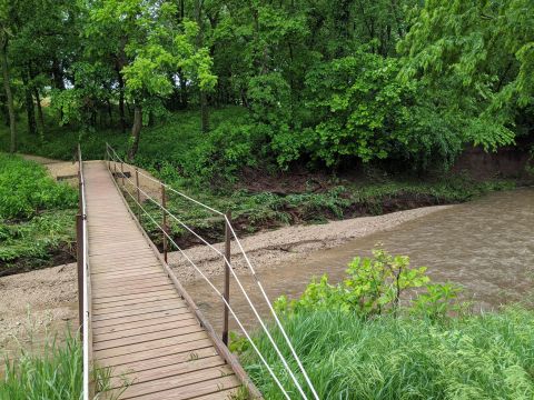 Hike Over The Hills And Through The Woods In Kansas On The King's Creek Loop Trail