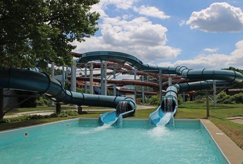 One Of The Coolest Aqua Parks In Pittsburgh, Sandcastle Waterpark Will Make You Feel Like A Kid Again