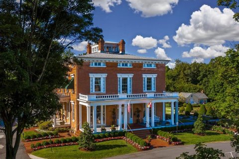 Maryland's Smokehouse Restaurant Was Named The Best Hotel Restaurant In The Country