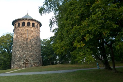 Off The Beaten Path In Wilmington, You'll Find A Breathtaking Delaware Overlook That Lets You See For Miles