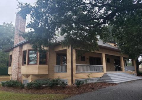 Frank Lloyd Wright And Louis Sullivan Designed A Home In Mississippi... And You Can Tour It