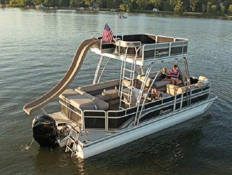 Rent Your Own Two-Story Boat In Missouri For An Amazing Time On The Water