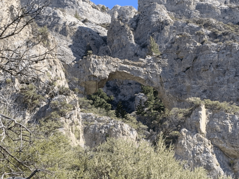 This 80-Foot-Tall Natural Arch In Idaho Is Only Accessible By Hiking Trail And It's A Sight To Be Seen