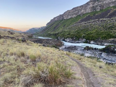 Auger Falls Park Loop Is A Beginner-Friendly Waterfall Trail In Idaho That's Great For A Family Hike