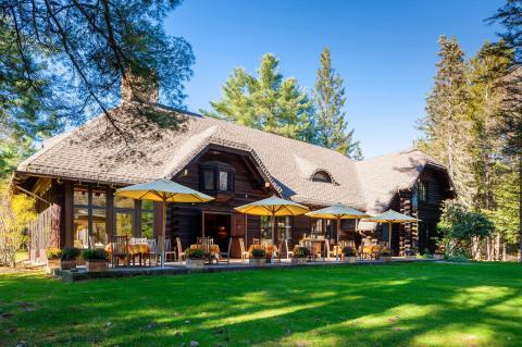 The Lodge At Glendorn Is A Middle-Of-Nowhere Log Lodge In Pennsylvania Where You'll Find Your Own Slice Of Paradise