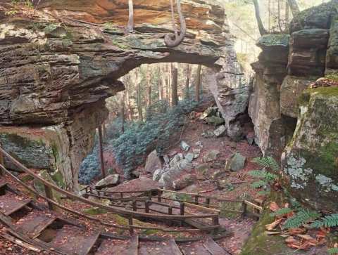 This Easily Accessible Natural Arch In Kentucky Is Only Steps From The Parking Lot