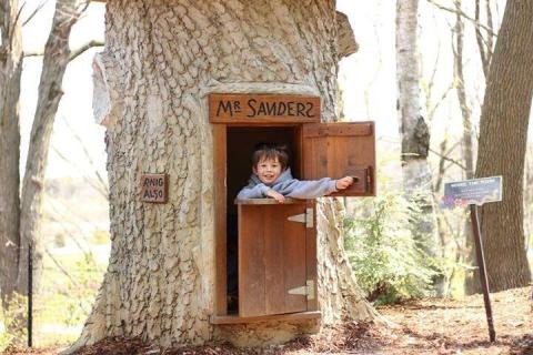 Wander Through The Magical, Otherworldly Bookworm Gardens In Wisconsin