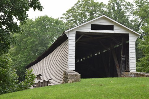 This Easily Accessible Union Covered Bridge In Missouri Is Only Steps From The Parking Lot