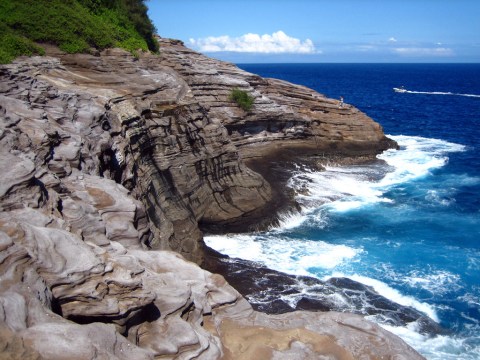 Spitting Cave Is The Unique Geological Wonder In Hawaii You Have To See To Believe