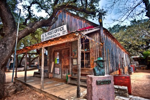 Luckenbach General Store In Texas Will Transport You To Another Era