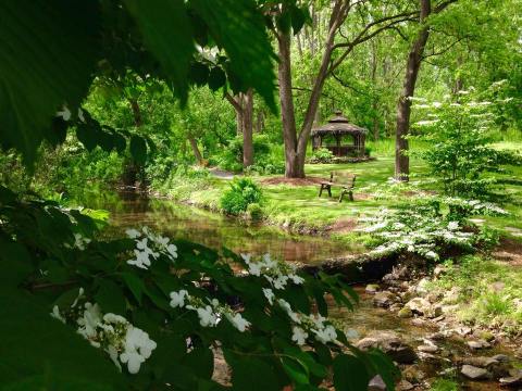 Kalmbach Memorial Park In Pennsylvania Is So Well-Hidden, It Feels Like One Of The State's Best Kept Secrets