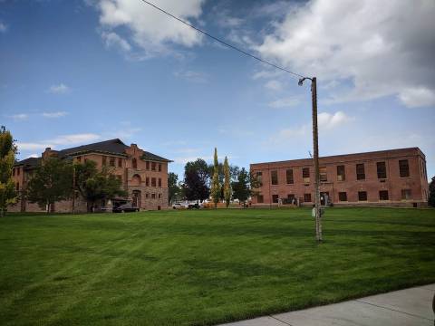 The Haunted Attraction At This Long-Abandoned School Is One Of The Creepiest Haunts In Idaho