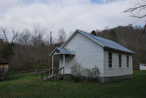 Travel Back In Time To These 7 Historic One Room Schoolhouses In West Virginia