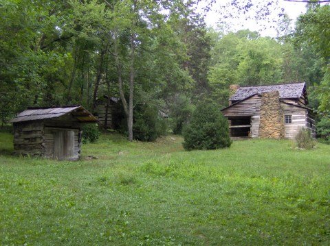 The Town Of Little Greenbrier In Tennessee Is A Ghost Town You Can Hike To In The Smoky Mountains