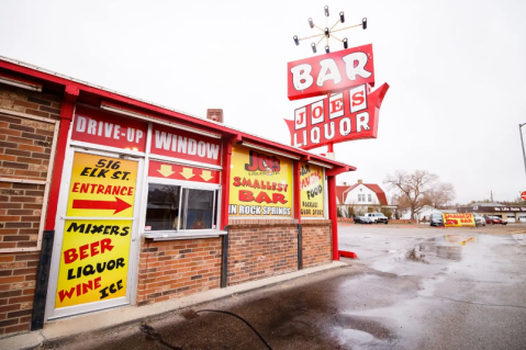 Drinking At Wyoming's Smallest Dive Bar Is One Of The Most Authentic Cowboy State Experiences You Can Have