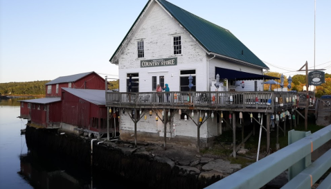 The Lobster Roll At Trevett's Country Store In Maine Is About As Authentic As They Come