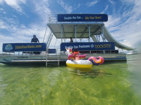 Rent Your Own Two-Story Pontoon Boat In Florida For An Amazing Time On The Water