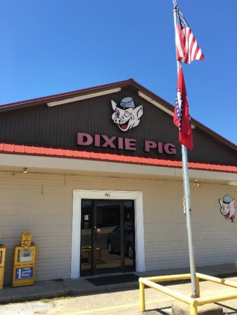 The Dixie Pig Has Smoked Up Pork In Arkansas For Over 90 Years