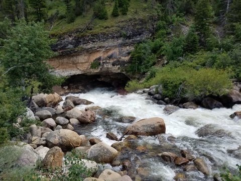 Sinks Canyon State Park In Wyoming Is So Well-Hidden, It Feels Like One Of The State's Best Kept Secrets