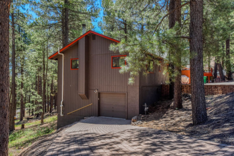 Stay Overnight At This Spectacularly Unconventional Treehouse In Arizona