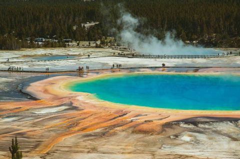 The Grand Prismatic Hot Spring Trail Might Be One Of The Most Beautiful Short-And-Sweet Hikes To Take In Wyoming