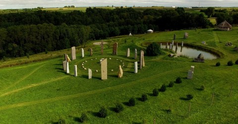 A 30-Acre Haven Of Peaceful Beauty, Kinstone In Wisconsin Is Filled With Stone Sculptures, Natural Buildings, And Spectacular Views    