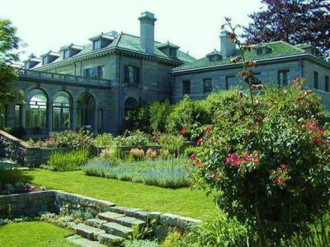 Harkness Memorial State Park Is A Fascinating Spot in Connecticut That's Straight Out Of A Fairy Tale