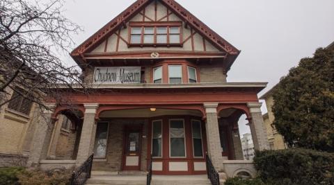 Experience Milwaukee Of The Past At Chudnow Museum Of Yesteryear In Wisconsin    