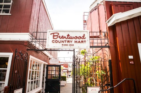 The Old-Fashioned Shopping Village In Southern California, Brentwood Country Mart, That's Been Delighting Locals Since 1948