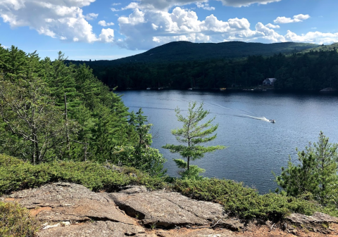 This Exhilarating Hike Takes You To a Crystal Blue Lake In Maine