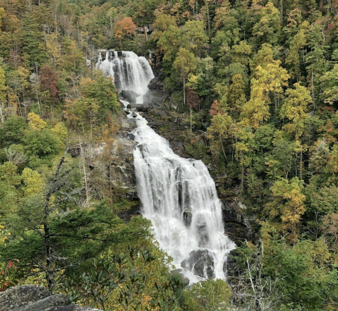 This Day Trip To Lower Whitewater Falls Is One Of The Best You Can Take In South Carolina