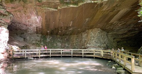 Hiking To This Aboveground Cave In Georgia Will Give You A Surreal Experience