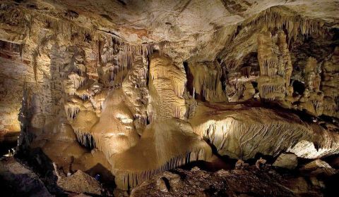 The Lantern-Lit Cave Tour In Arizona Is A Unique Way To Experience Kartchner Caverns