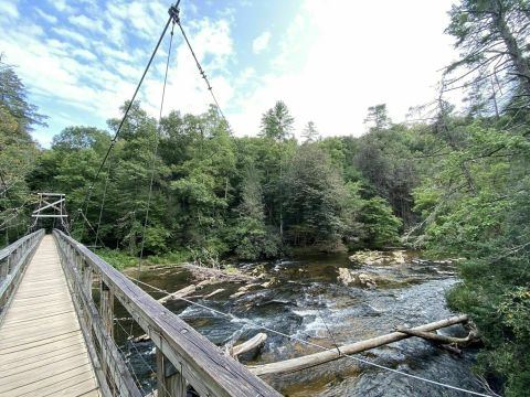 The Exhilarating Swinging Bridge Hike In Georgia That Everyone Must Experience At Least Once