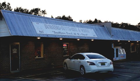 Enjoy Heaping Portions Of Delicious Food At Good Ole Boys BBQ In Alabama