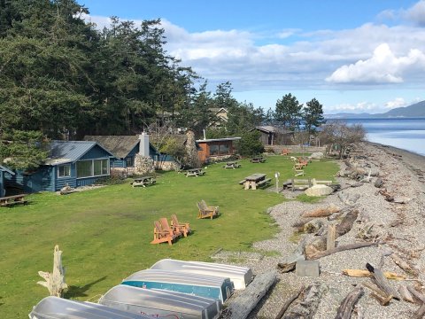 This Secluded Resort On A Sleepy Washington Island Is Perfect For Getting Away From It All